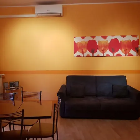 Domitilla Appartement *